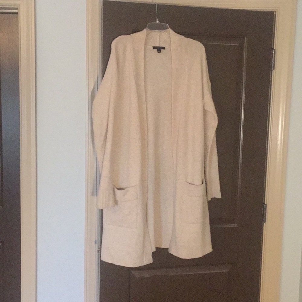 ANN TAYLOR SWEATER CARDIGAN